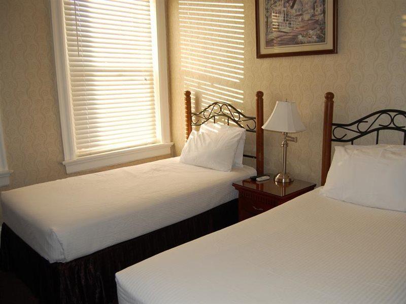 The Baron Hotel Washington Exterior photo